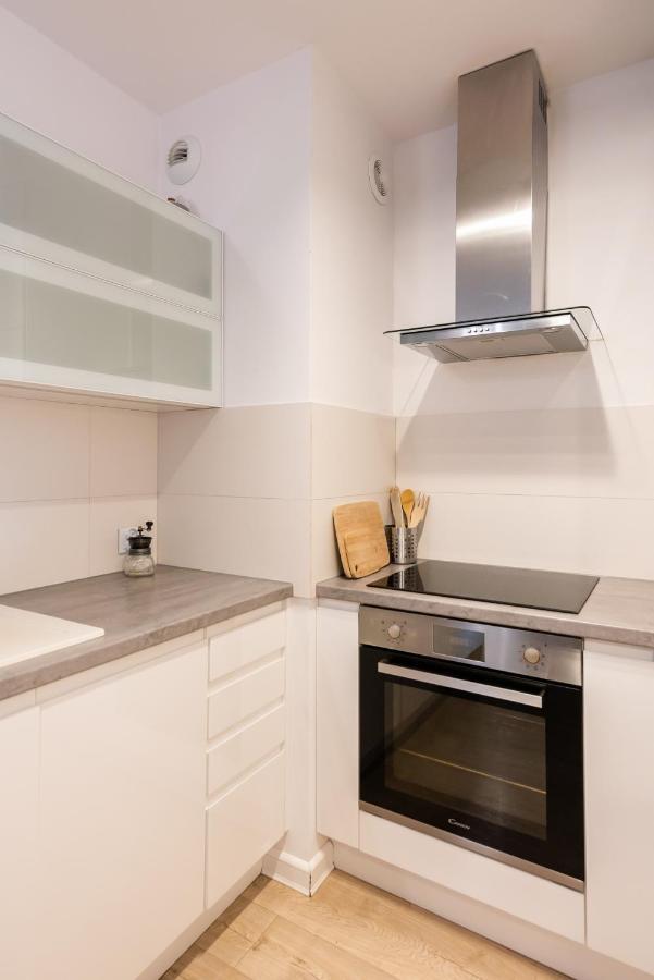 Sluzew Manhattan Place Apartment Varşova Dış mekan fotoğraf